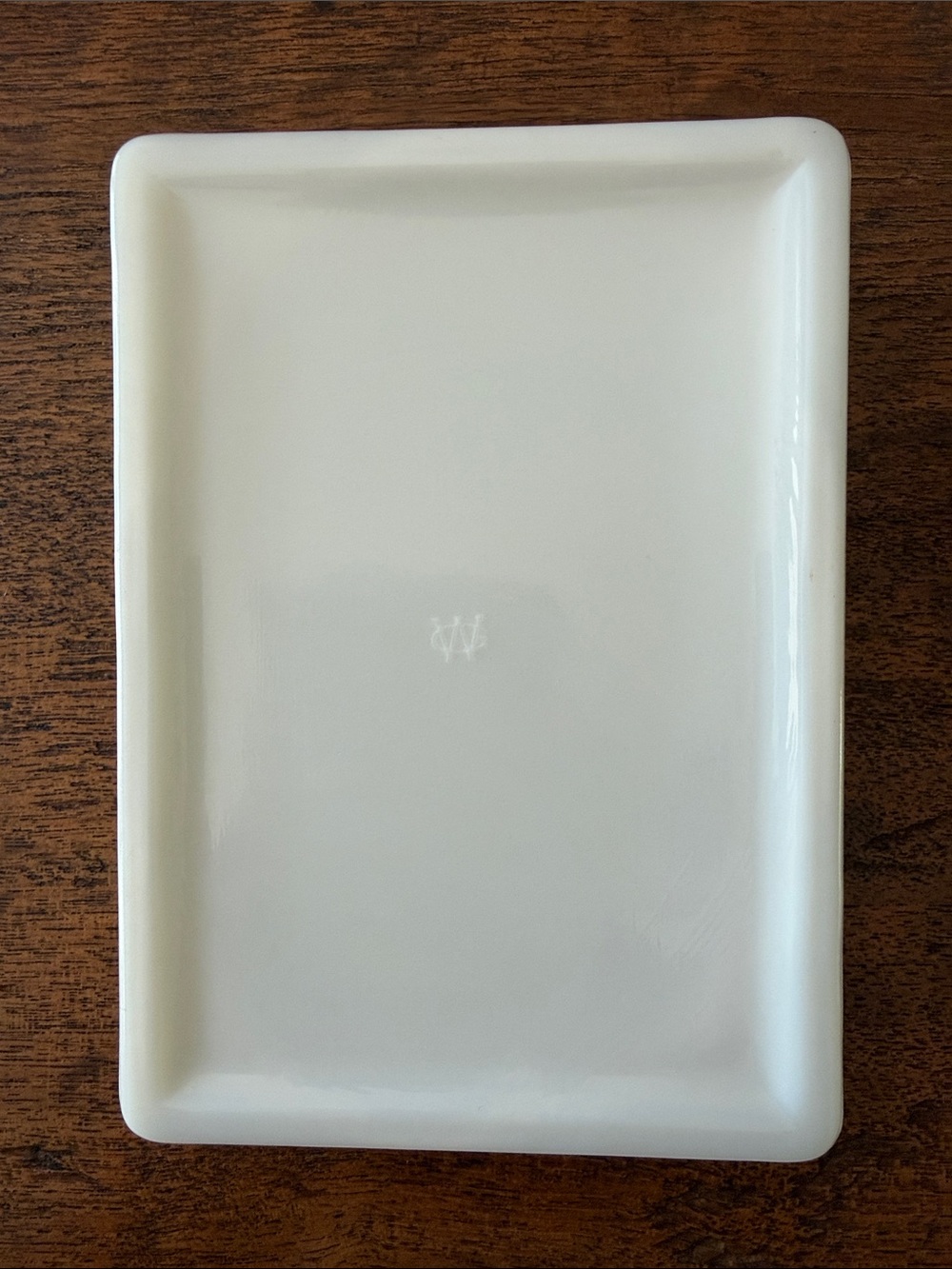 Vintage Westmoreland Milk Glass Lidded Box w/ Grapes & Vines and Beaded Edges - Picture 7 of 10